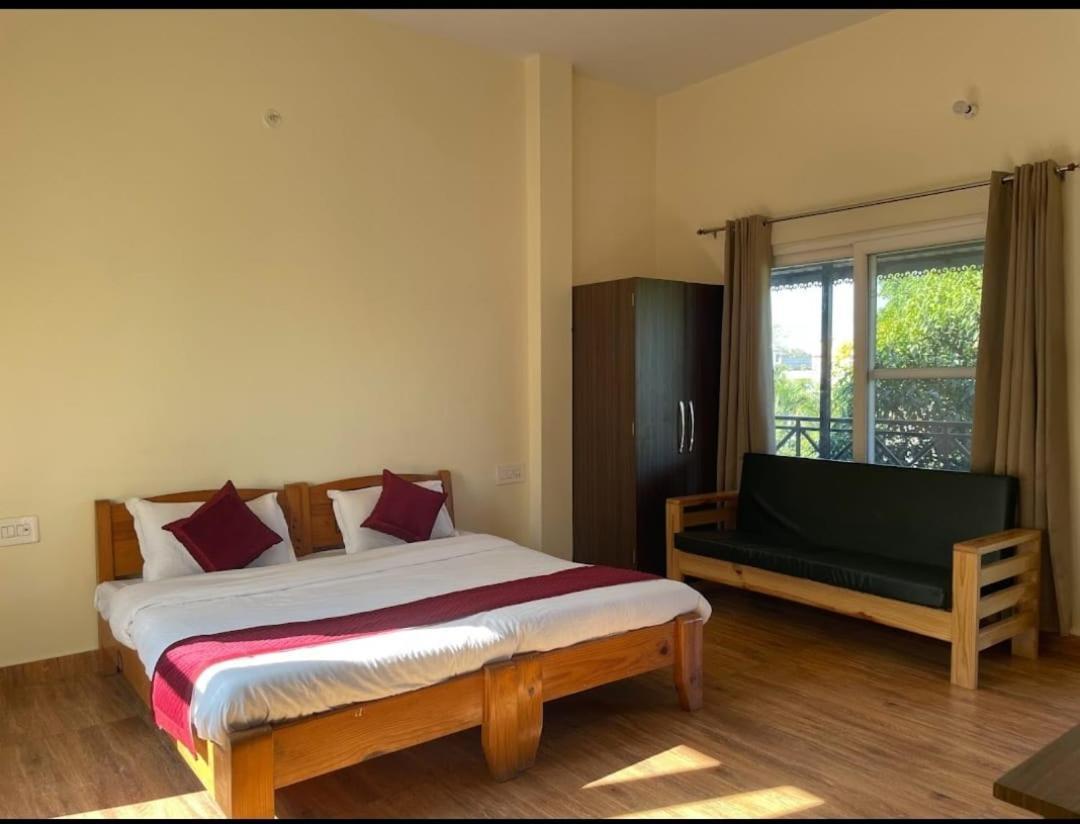 Karans Corbett Motel Ramnagar  Bagian luar foto