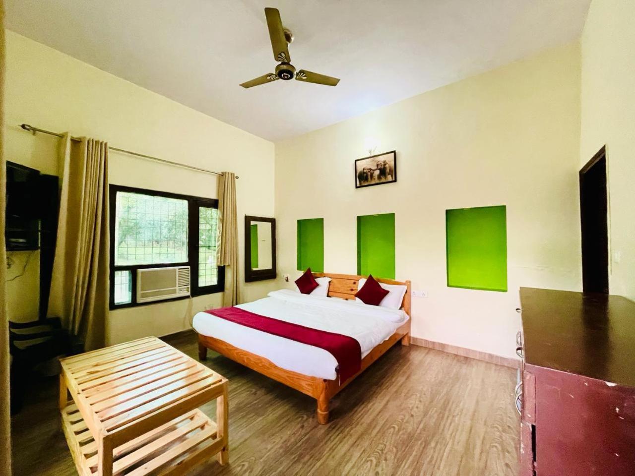 Karans Corbett Motel Ramnagar  Bagian luar foto