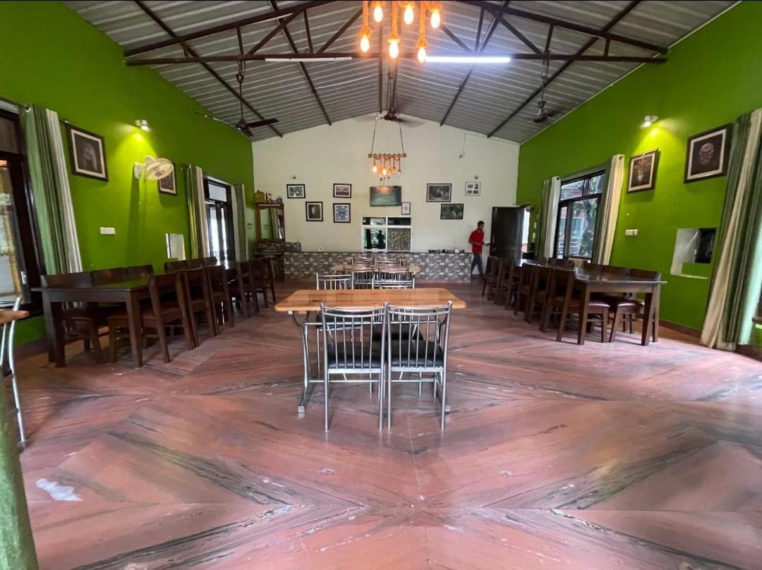 Karans Corbett Motel Ramnagar  Bagian luar foto