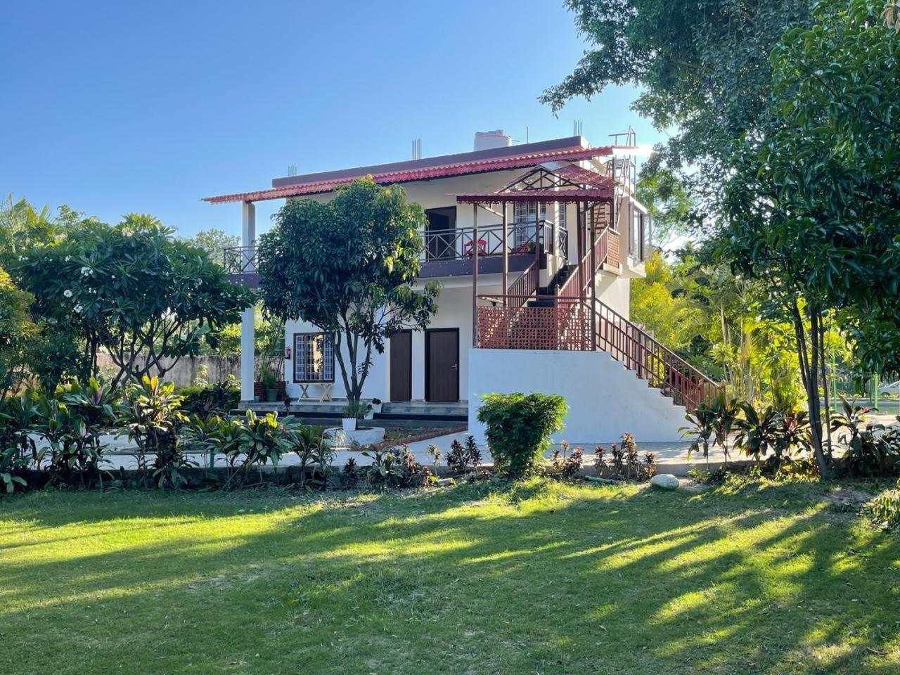 Karans Corbett Motel Ramnagar  Bagian luar foto